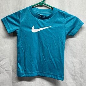 Nike Toddler Active T-Shirt. Size 3T
